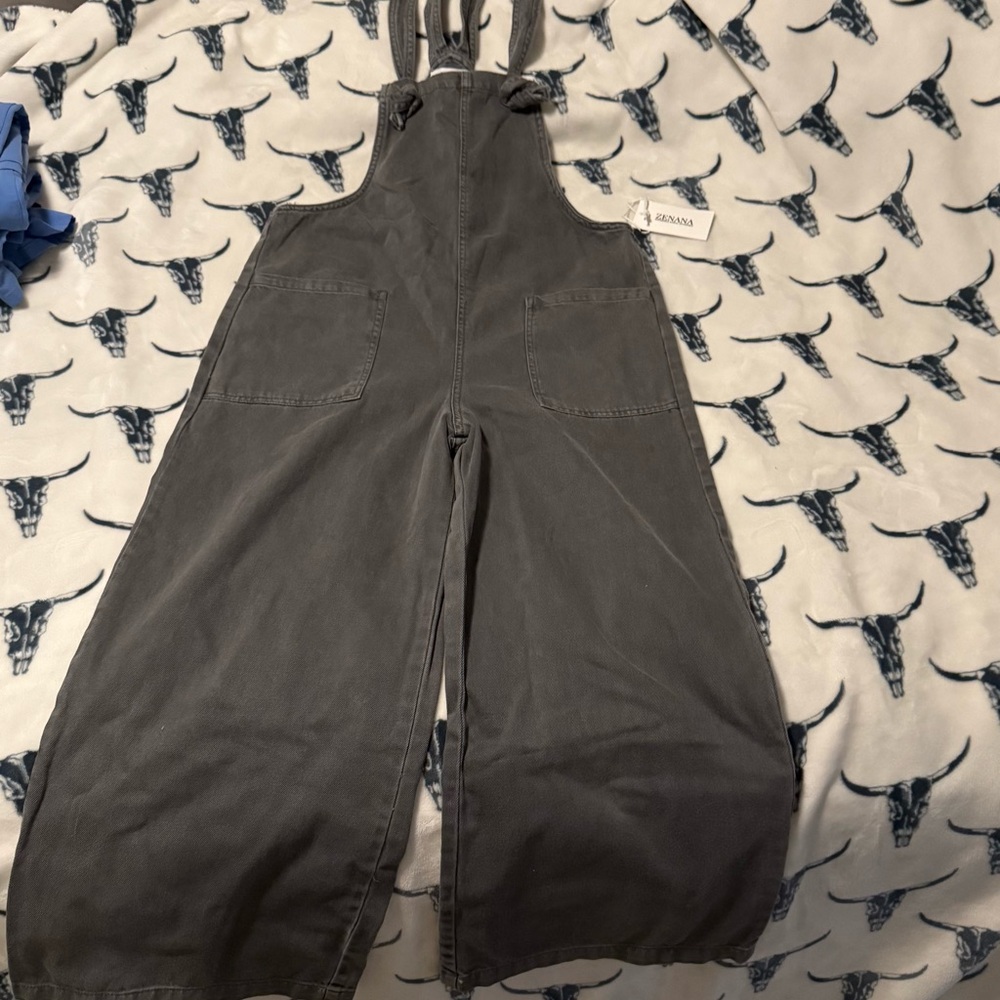 Zenana Outfitters Charcoal romper